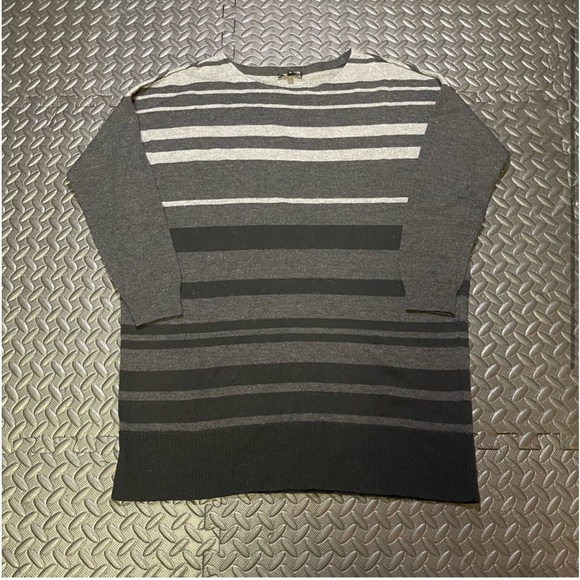 Eileen Fisher Sweater Wool Blend Top Stripe Black Grey Size Medium - Picture 2 of 9